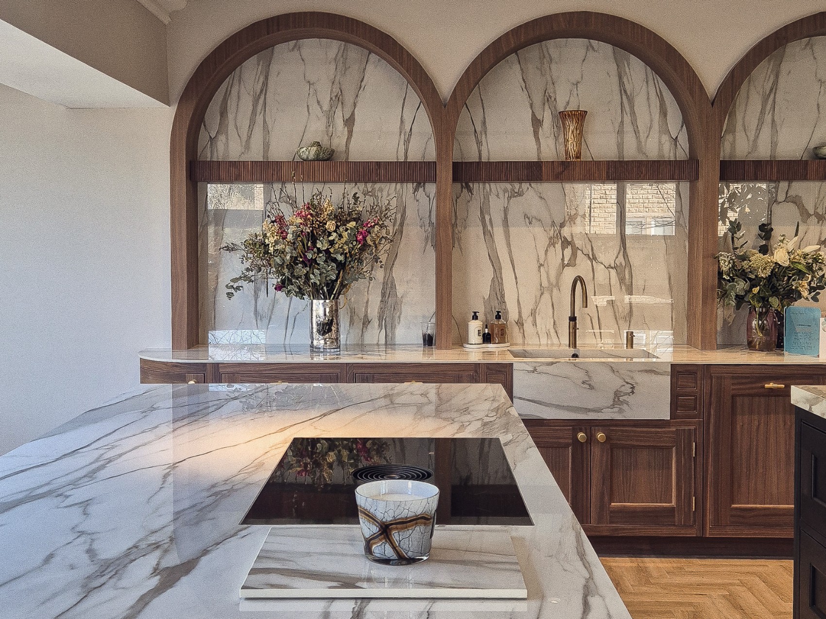 Award-winning Grid Thirteen kitchen with arched marble bays beneath the pavilion rooflight, Roundhay, Leeds